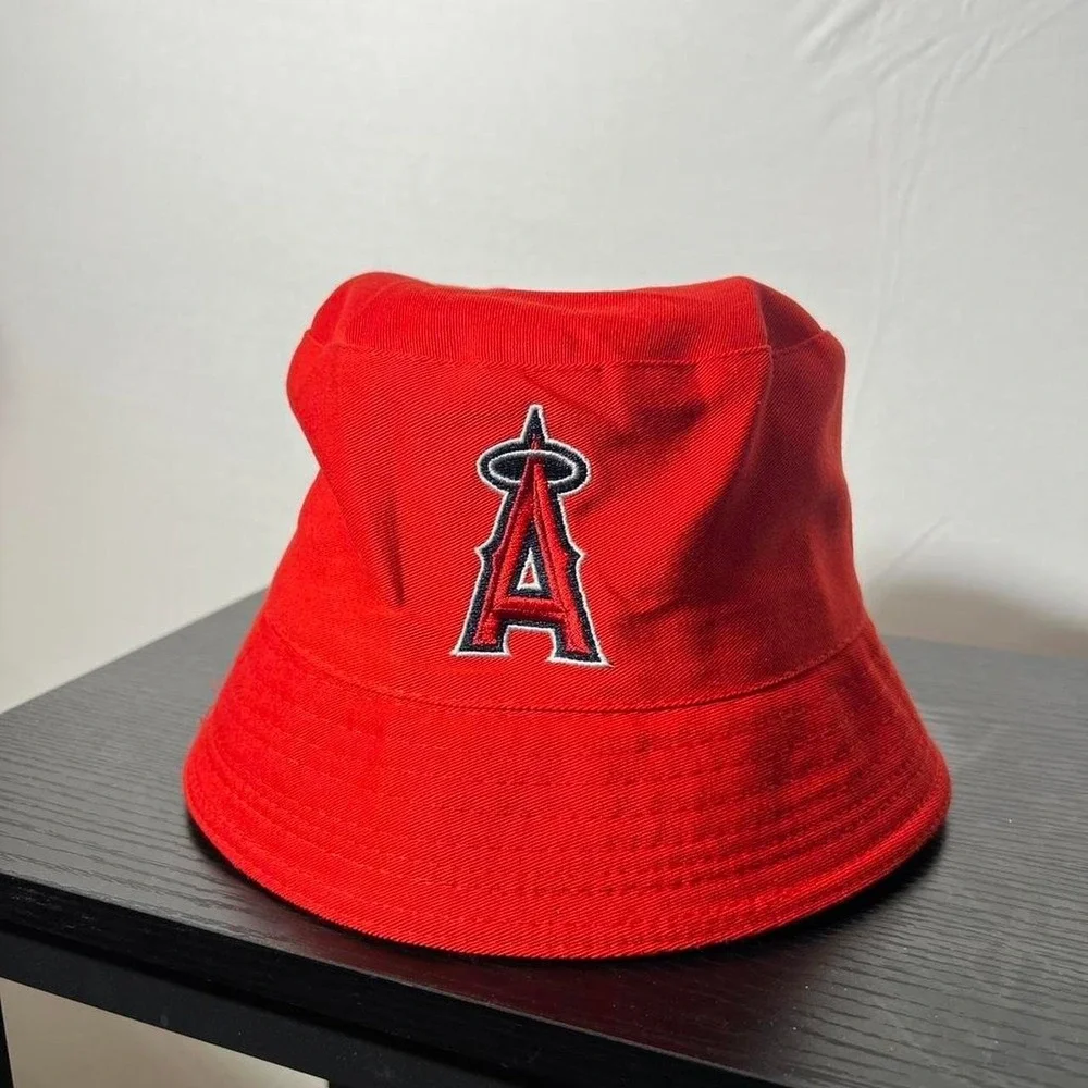 Los Angeles Angels Yakult Reversible Bucket Hat Red Cream MLB Hat